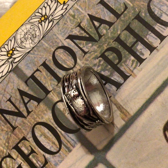 Stunning silver OWL in tree ring band DETAILING 11 - Picture 8 of 16